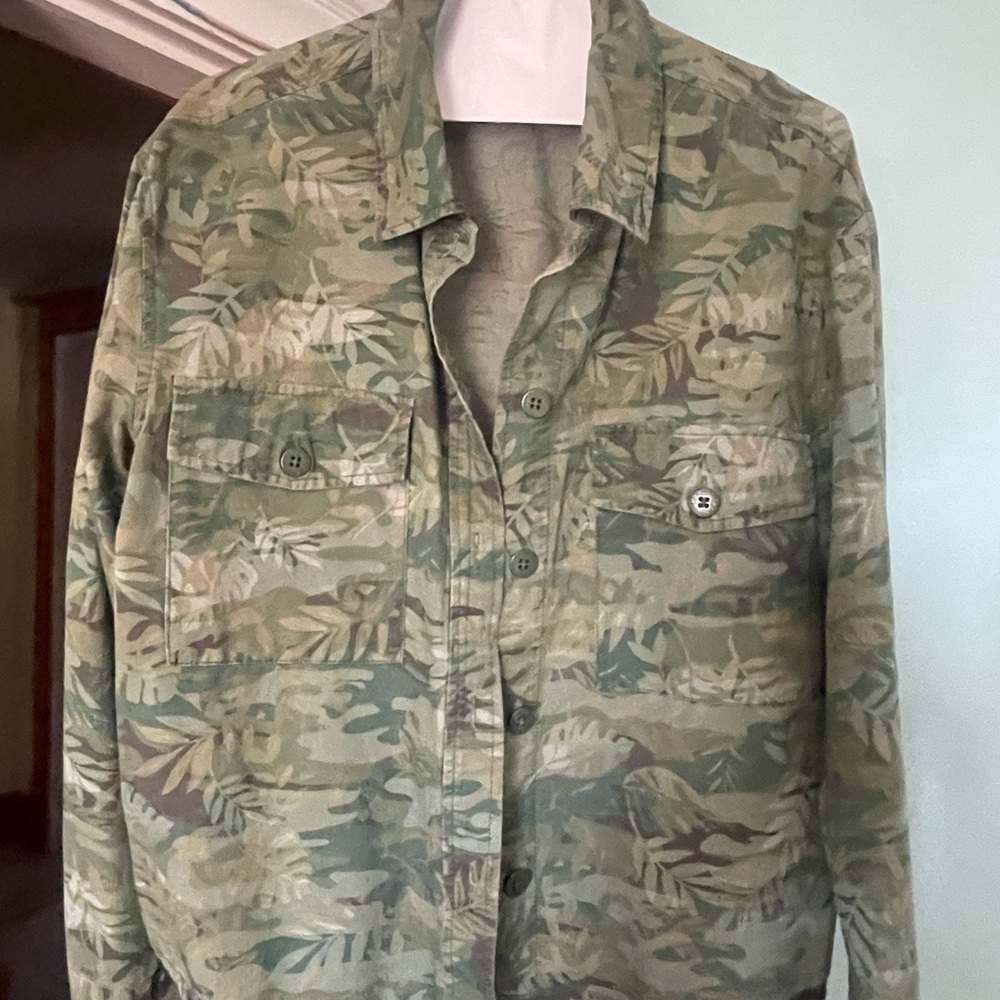 Camouflage Green Women's Jacket